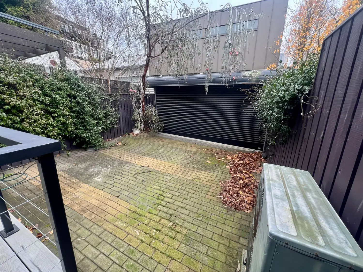 Driveway Cleaning before Poli Clean