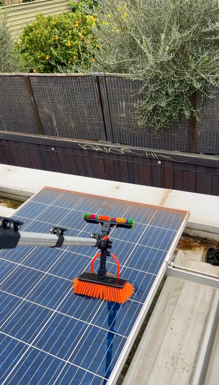 Solar Panel Cleaning before Poli Clean
